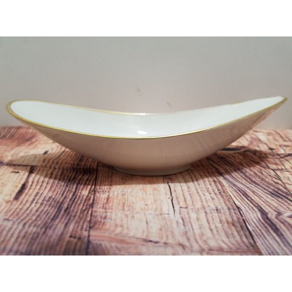 Vintage JKW Decor Carlsbad Bavaria Small Oval Dish Gold Trim Couple White - Picture 6 of 8